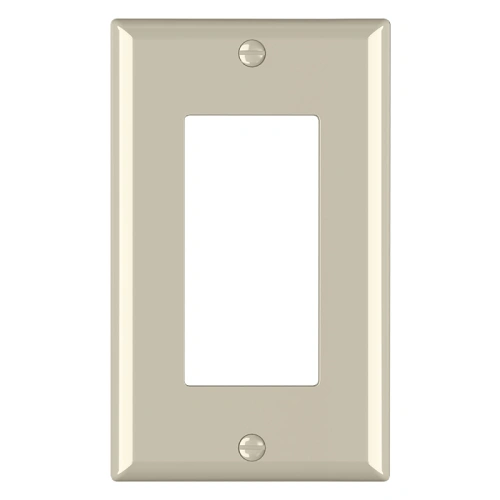 Mid-size 1-gang GFCI outlet wallplate for covering light paint marks and wall gaps.